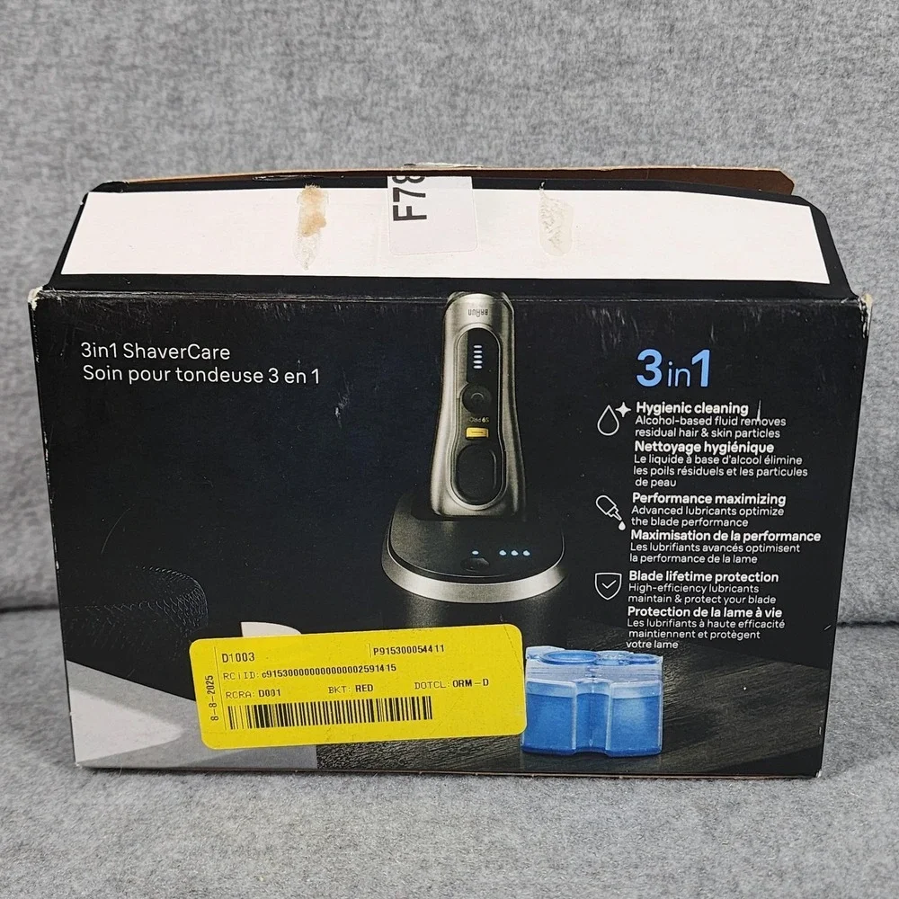 Braun 3in1 ShaverCare Clean & Renew 4 Pack Blue SmartCare Cleaning Cartridges